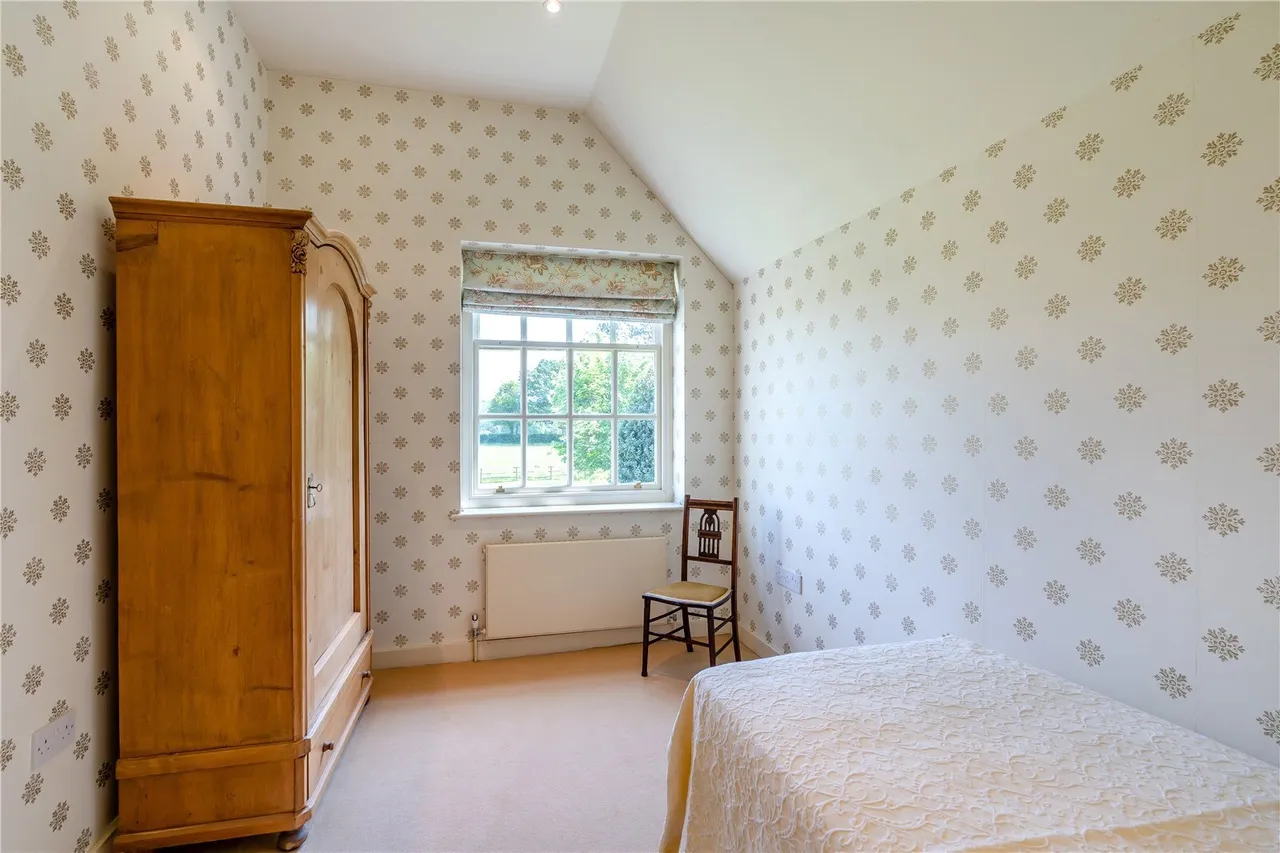 Vicarage Hill, Loxwood, RH14, photo 16