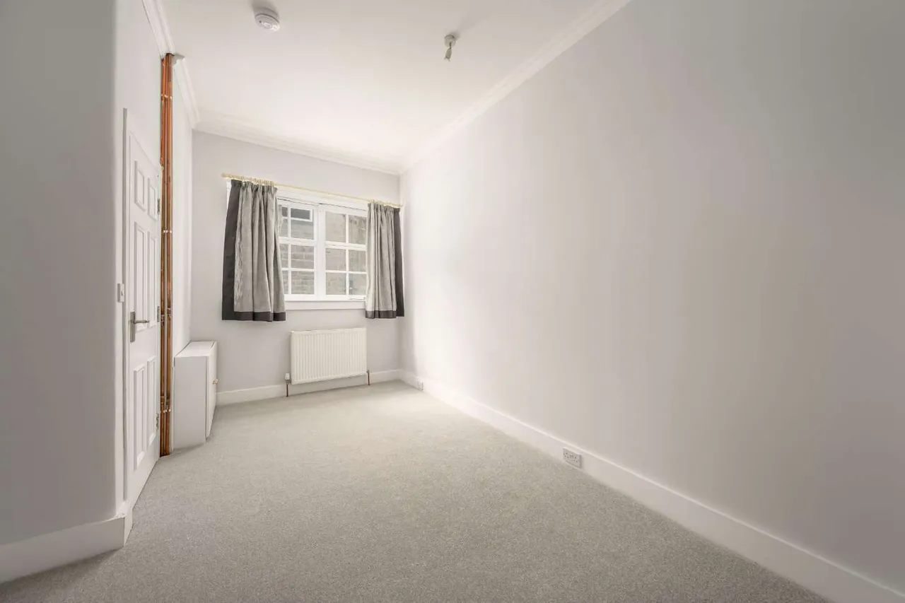 Gloucester Lane, New Town, Edinburgh, EH3 6ED, photo 12