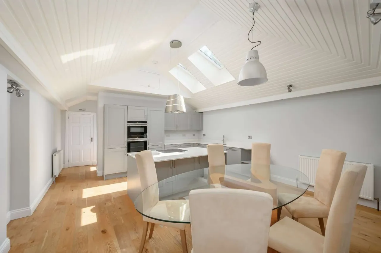 Gloucester Lane, New Town, Edinburgh, EH3 6ED, photo 4