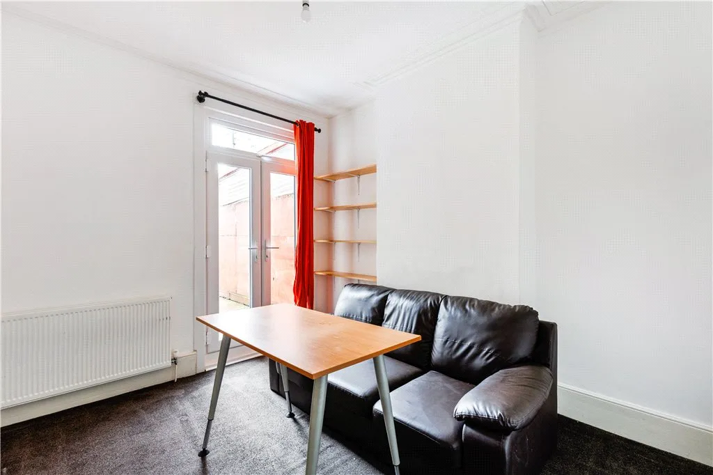 Louise Road, London, E15, photo 7