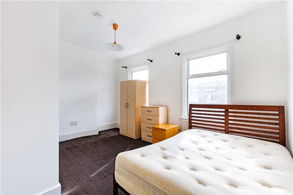 Louise Road, London, E15, photo 9