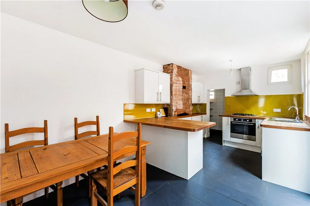 Louise Road, London, E15, photo 19