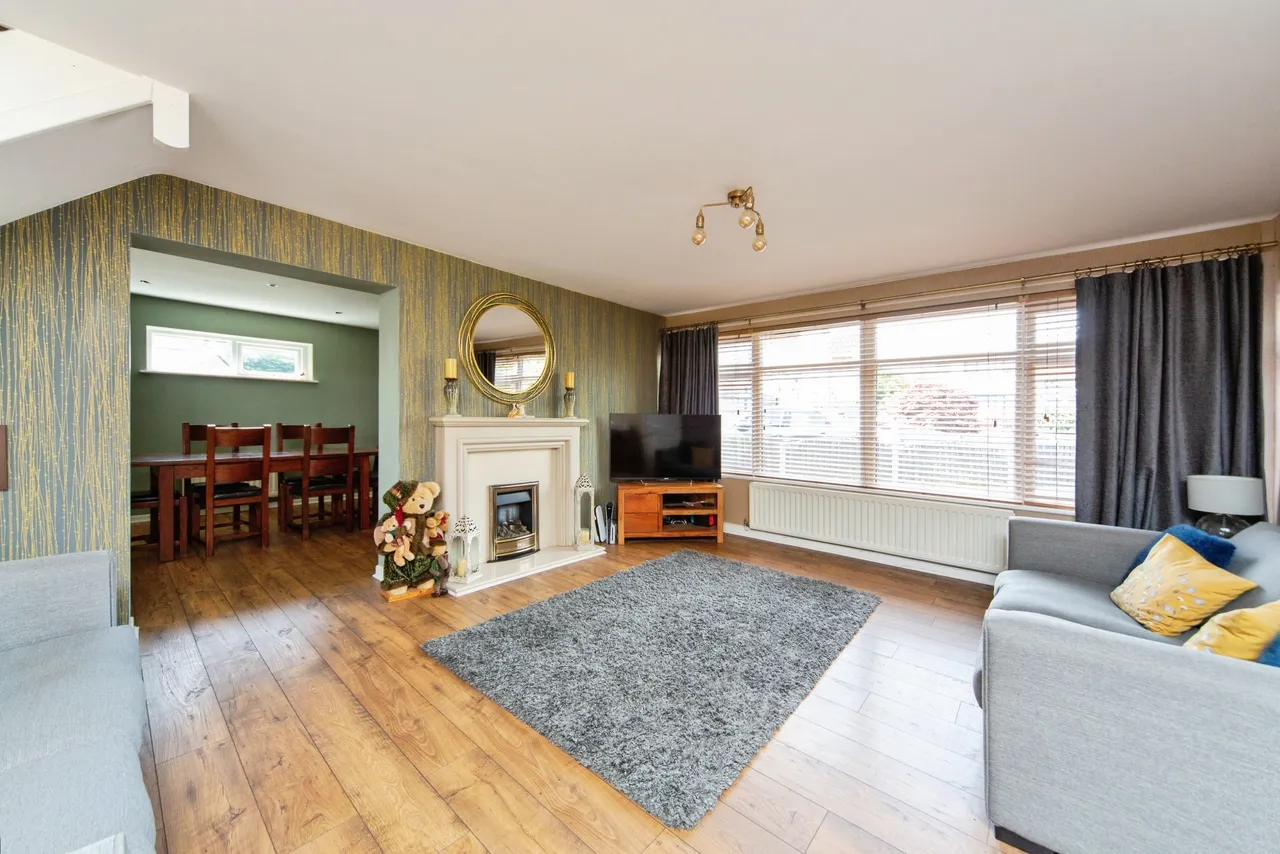 Horbury Gardens, Little Sutton, CH66, photo 2