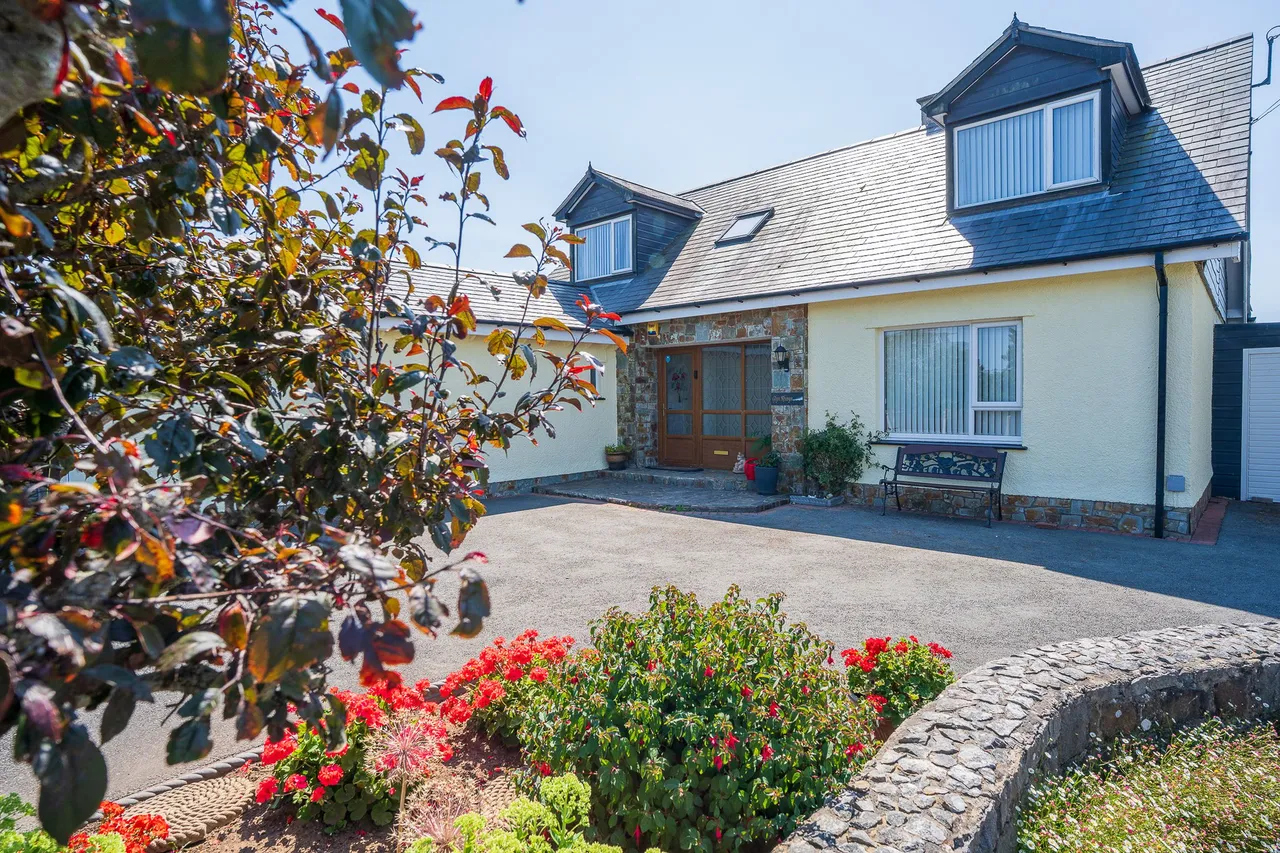 Glyn Rhosyn, Penrhos, Pwllheli, Gwynedd, LL53 7TB, photo 4