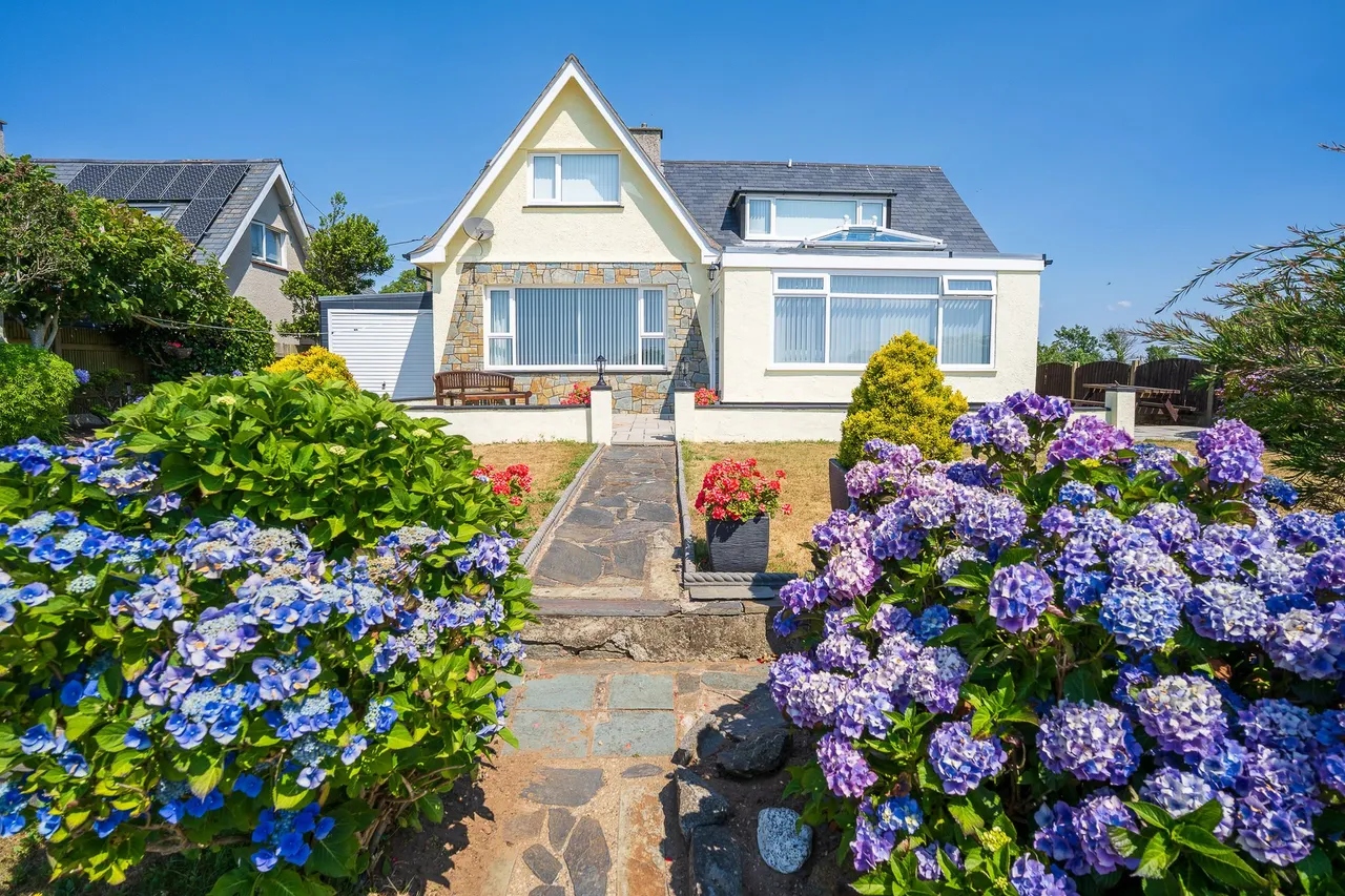 4 bed house for sale — Glyn Rhosyn, Penrhos, Pwllheli, Gwynedd, LL53 7TB