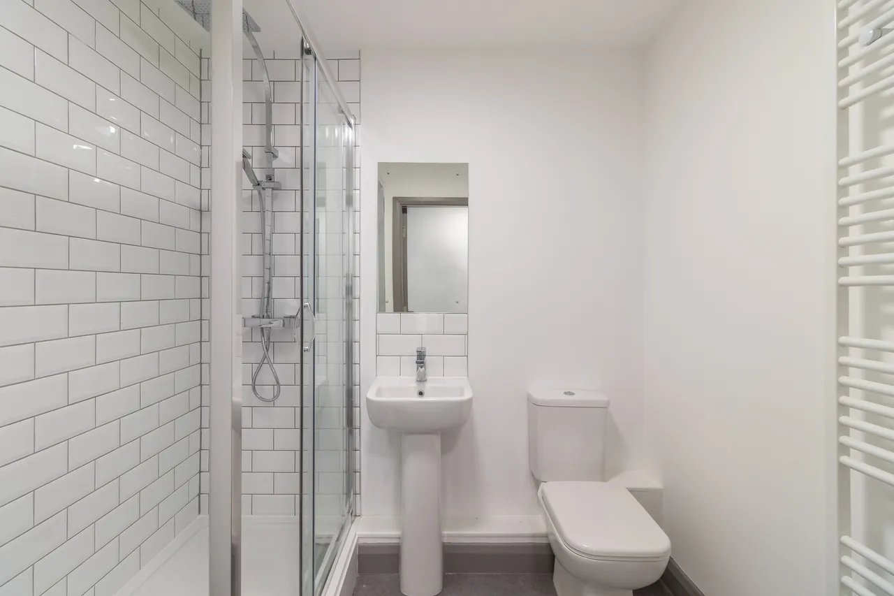 Gladstone Street, SR6, photo 6
