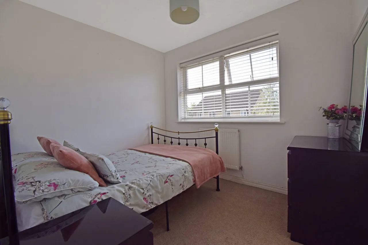 Farington Gate, Leyland, PR25, photo 14