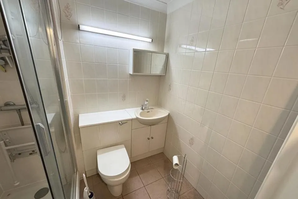 St. Johns Road, Eastbourne, BN20, photo 7