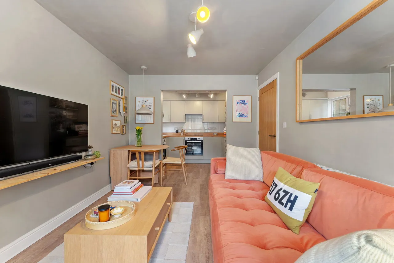 Chelsfield Grove, Chorlton, photo 11