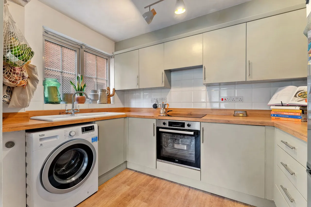 Chelsfield Grove, Chorlton, photo 6