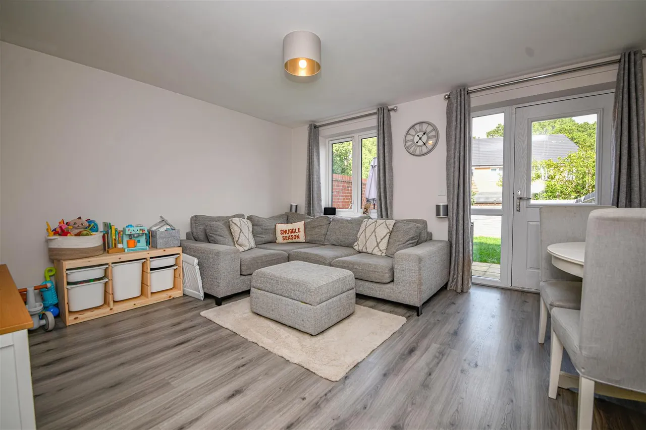Chiltern Crescent, Fair Oak, SO50, photo 4