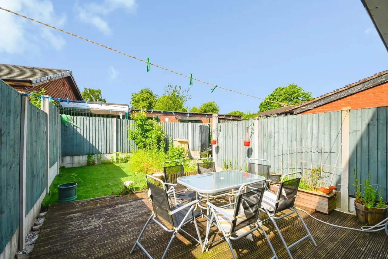 Cross Street, Farnworth, Bolton, Greater Manchester, BL4, photo 17