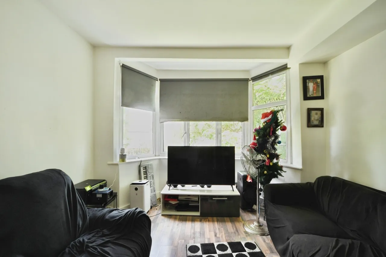 Woodford New Road, Walthamstow, E17, photo 4
