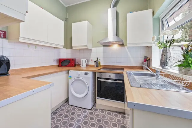 Garstang Road, Preston, Lancashire, PR1 1NA, photo 4