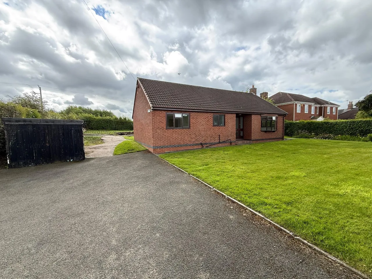 2 bed house to rent, Main Road, Anslow, DE13