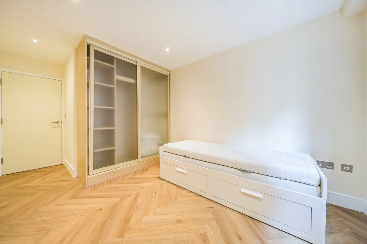 Cayenne Court, Shad Thames, SE1, photo 8