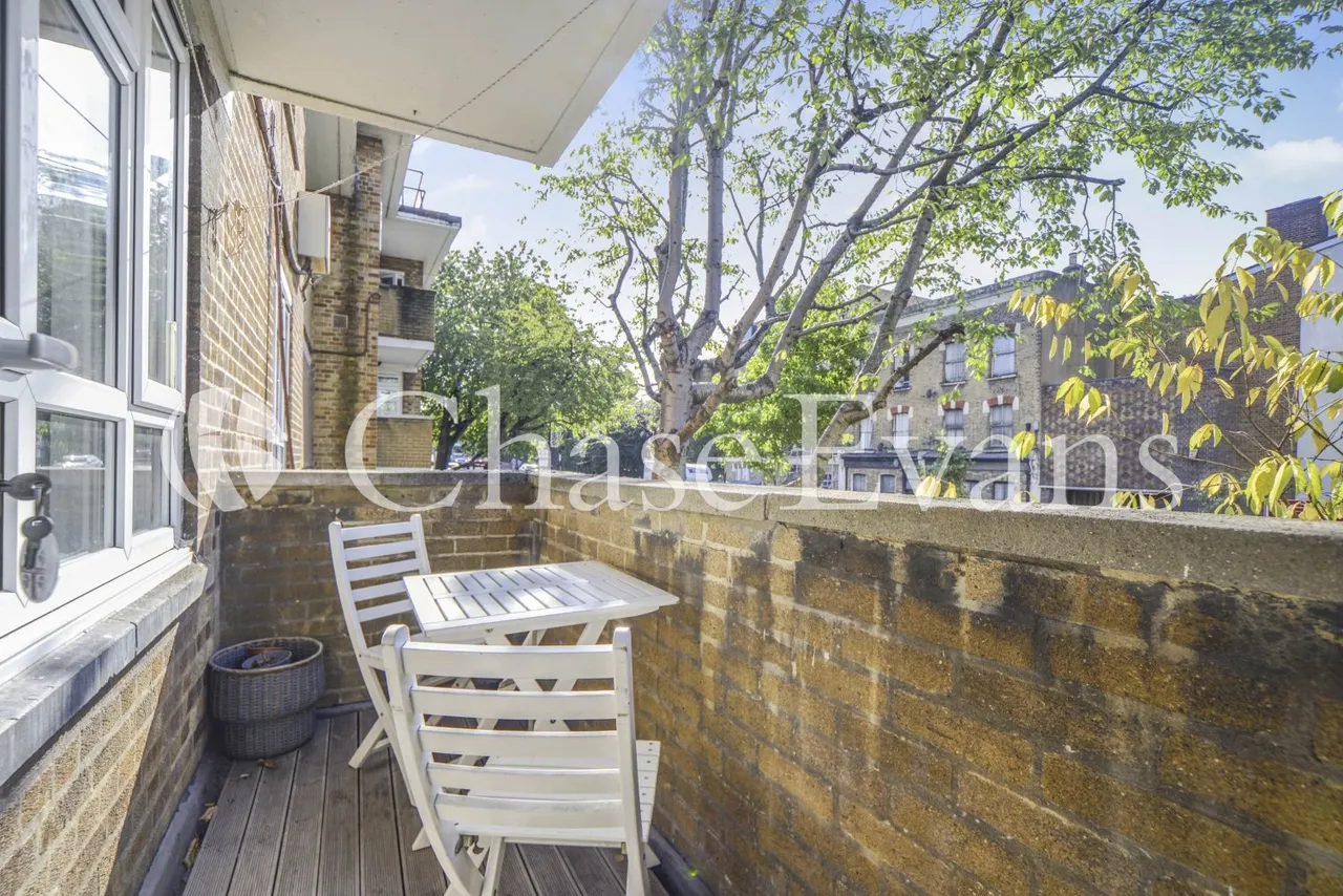 Chatsworth Estate, Elderfield Road, Hackney, London, E5, photo 13
