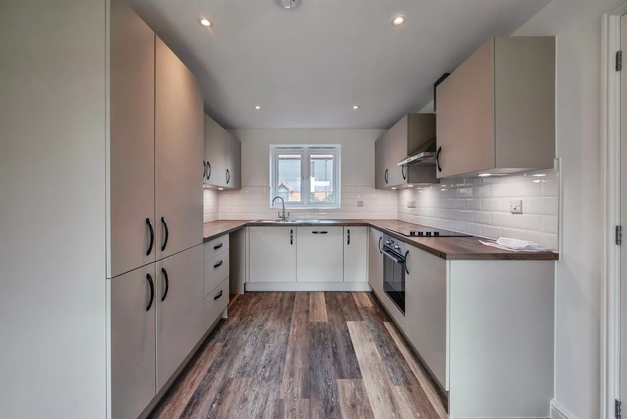 Emerald Close, Bradwell, NR31, photo 6