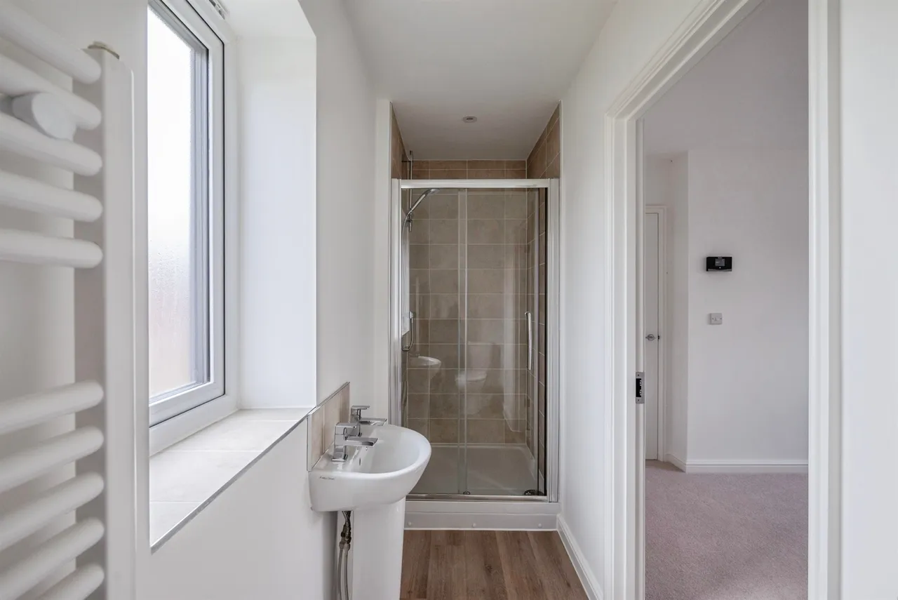 Emerald Close, Bradwell, NR31, photo 11
