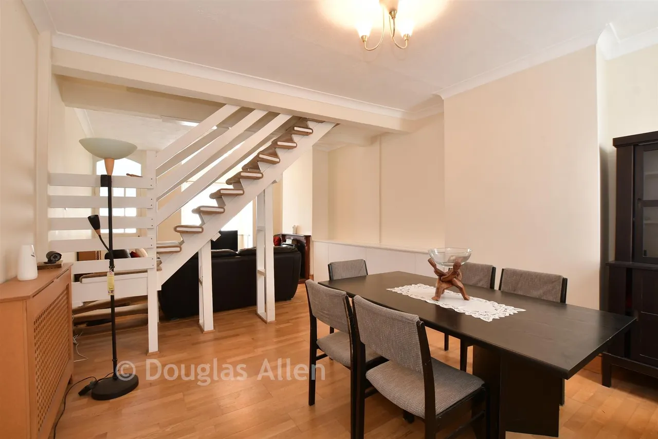 Shernhall Street, Walthamstow, E17, photo 6