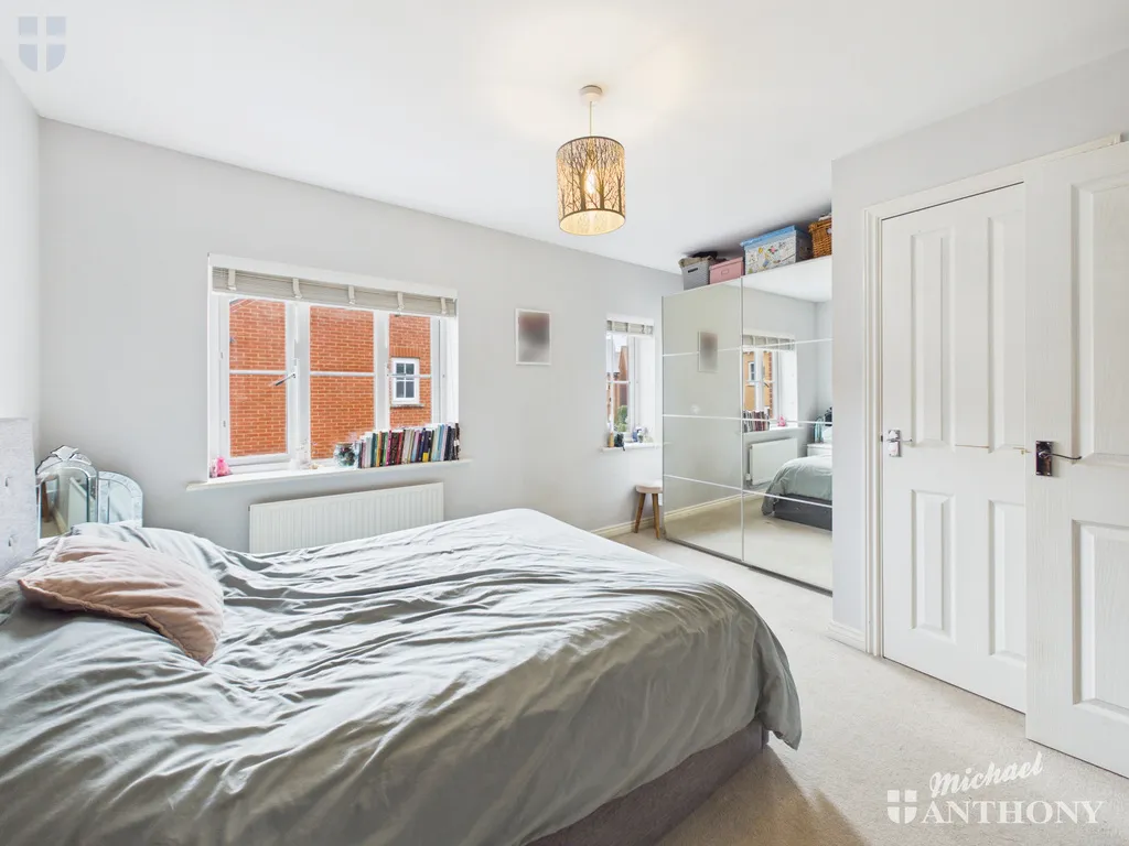 Beeston Lane, Aylesbury, HP19 9DR, photo 12