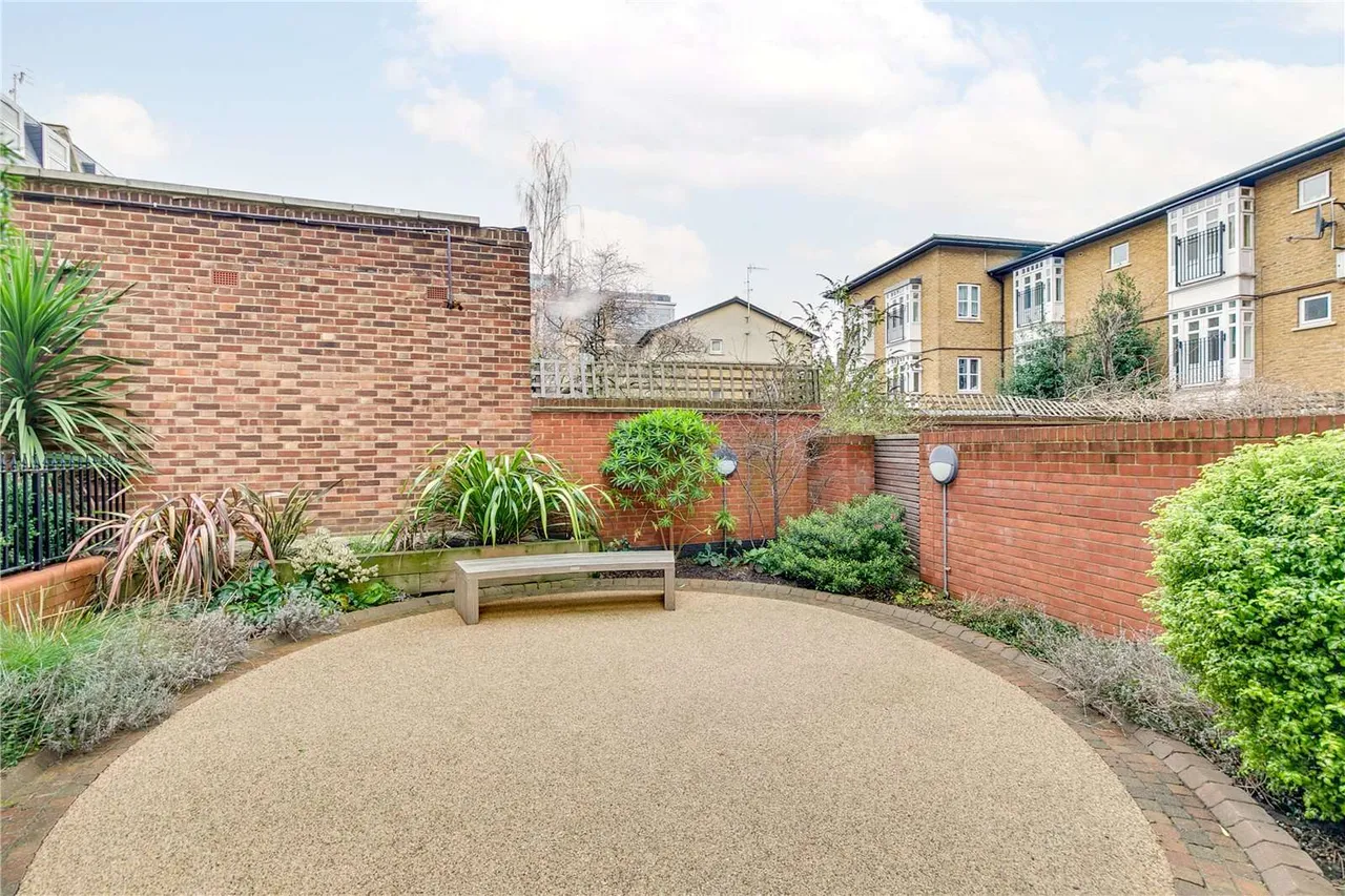 Bute Gardens, London, W6, photo 12