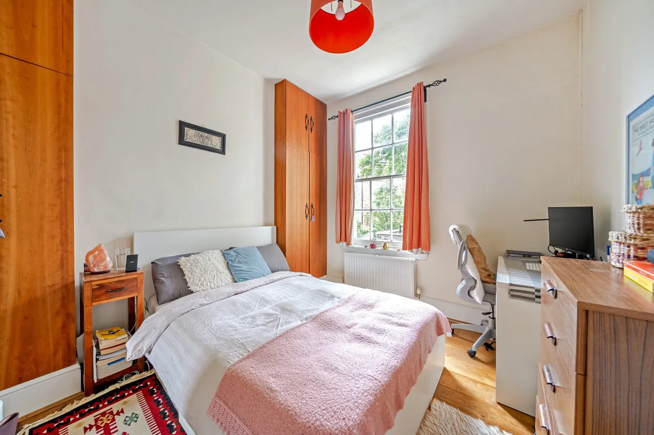 Camberwell New Road, SE5, photo 4