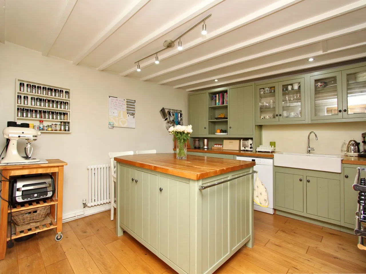 Bloomfield, Church Hill, photo 9