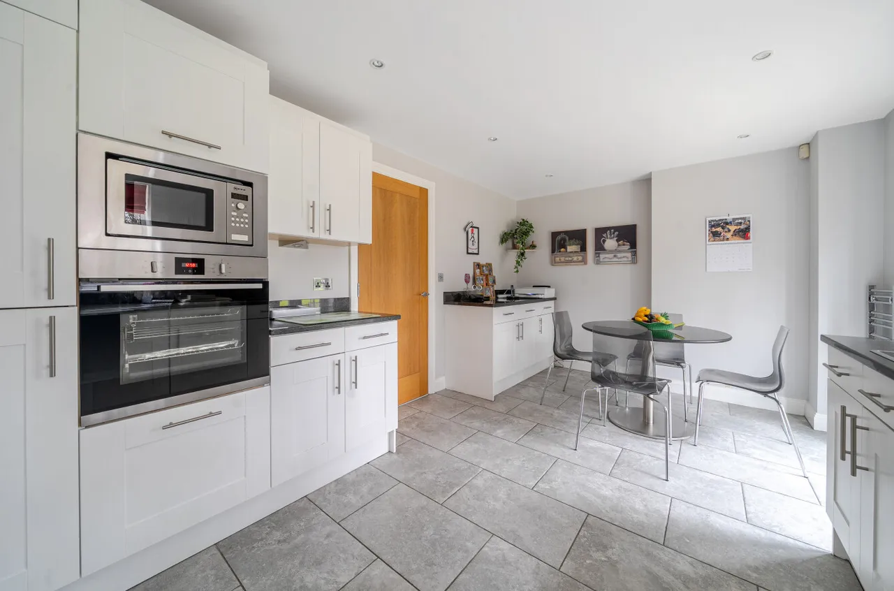 Tekels Park, Camberley, Surrey, GU15 2LE, photo 6