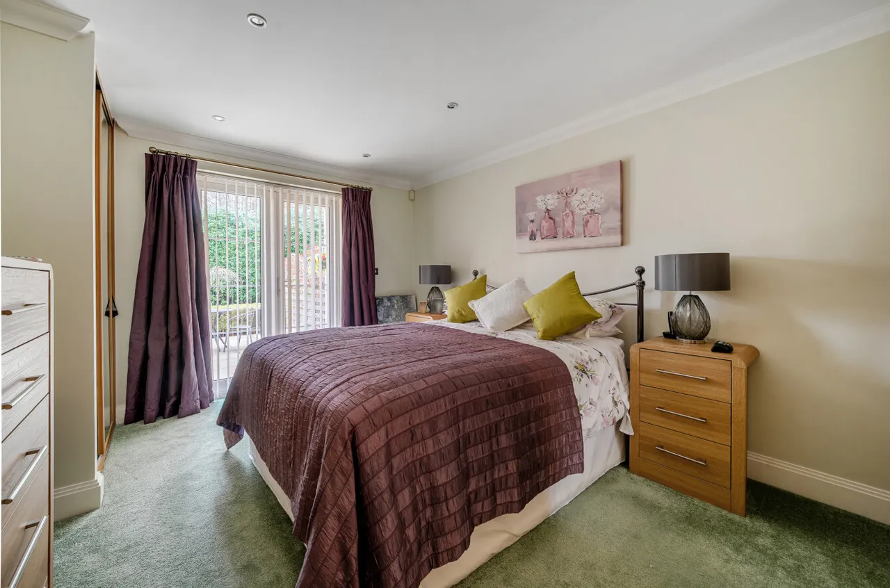 Tekels Park, Camberley, Surrey, GU15 2LE, photo 7
