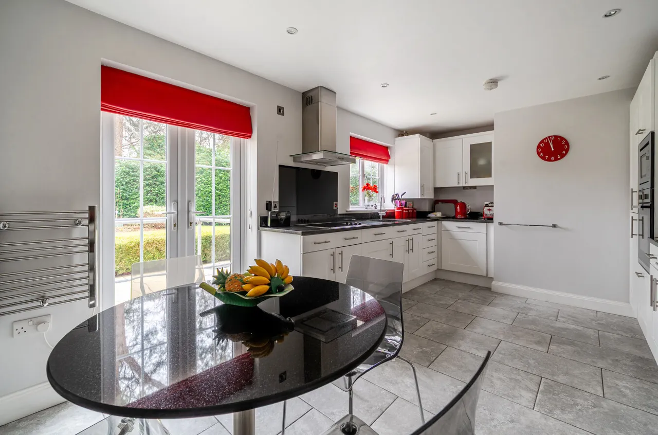 Tekels Park, Camberley, Surrey, GU15 2LE, photo 4