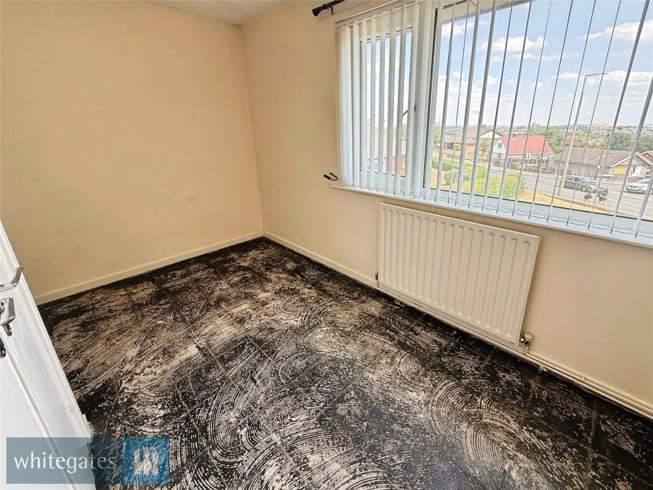 Burton Avenue, Monk Bretton, S71, photo 7