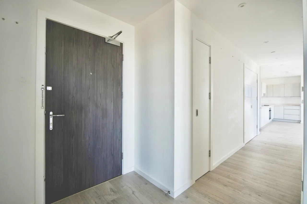 Vernal Way, London, N18, photo 4