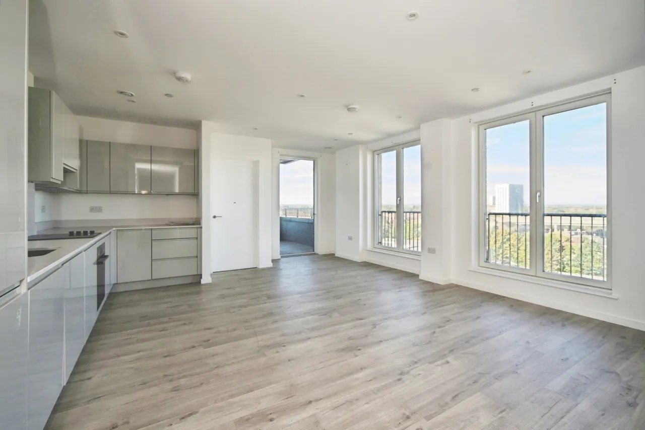 Vernal Way, London, N18, photo 11