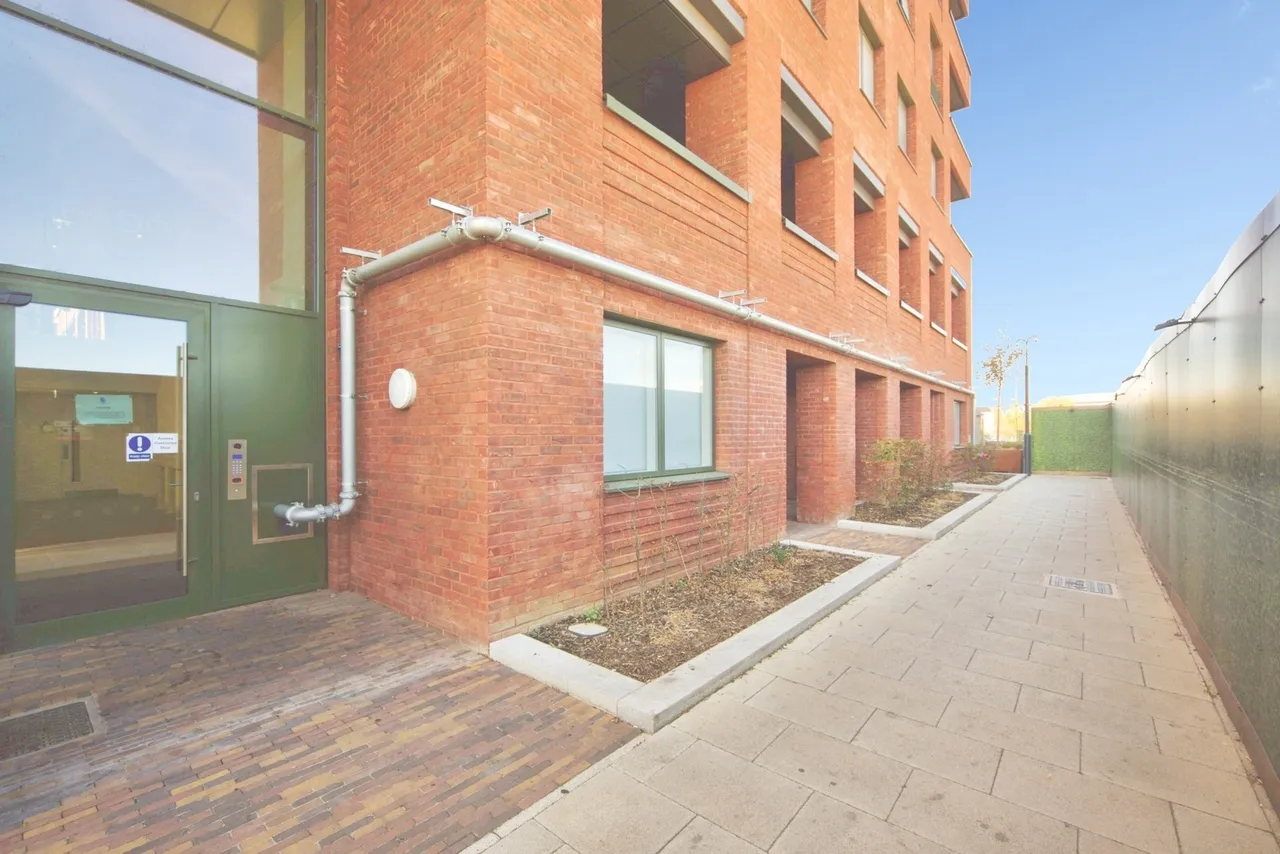 3 bed land for sale, Vernal Way, London, N18