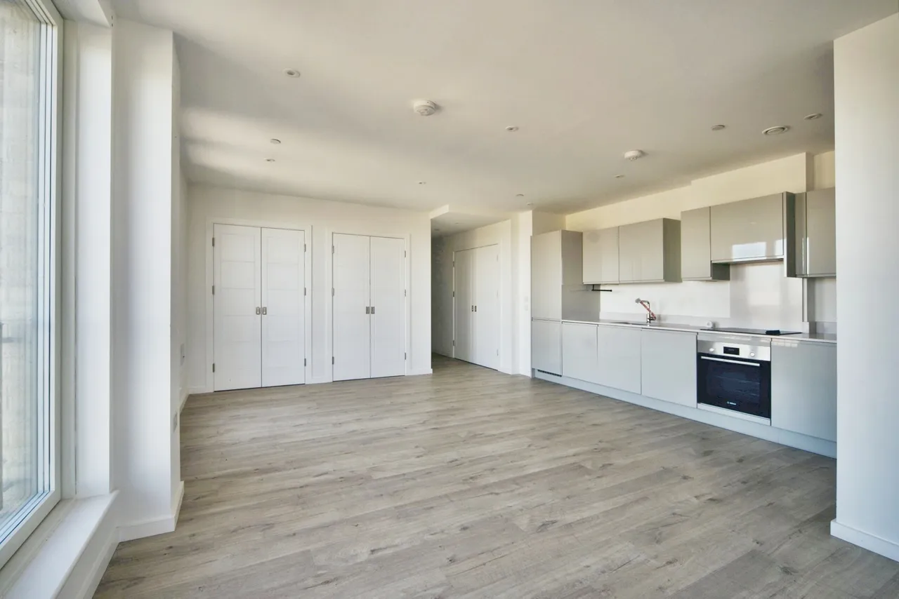 Vernal Way, London, N18, photo 8