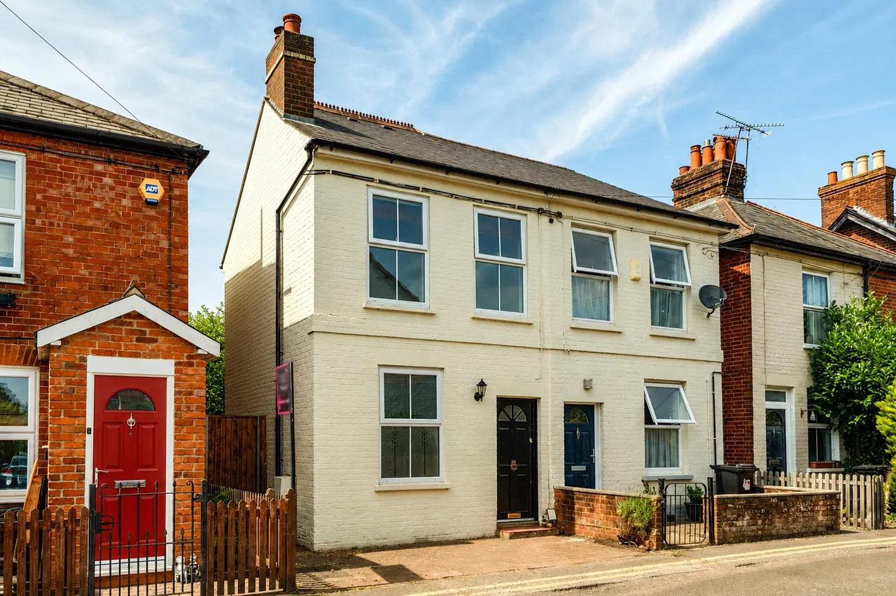 3 bed house for sale — Havelock Road, Wokingham, Berkshire, RG41 2XU