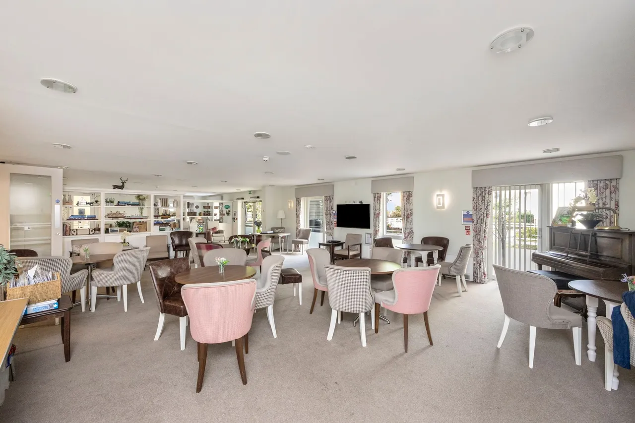 The Boulevard, Horsham, RH12, photo 19