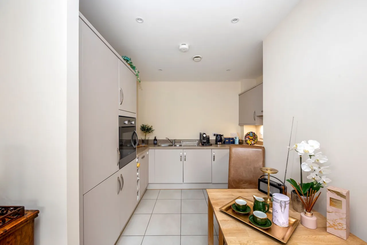 The Boulevard, Horsham, RH12, photo 7