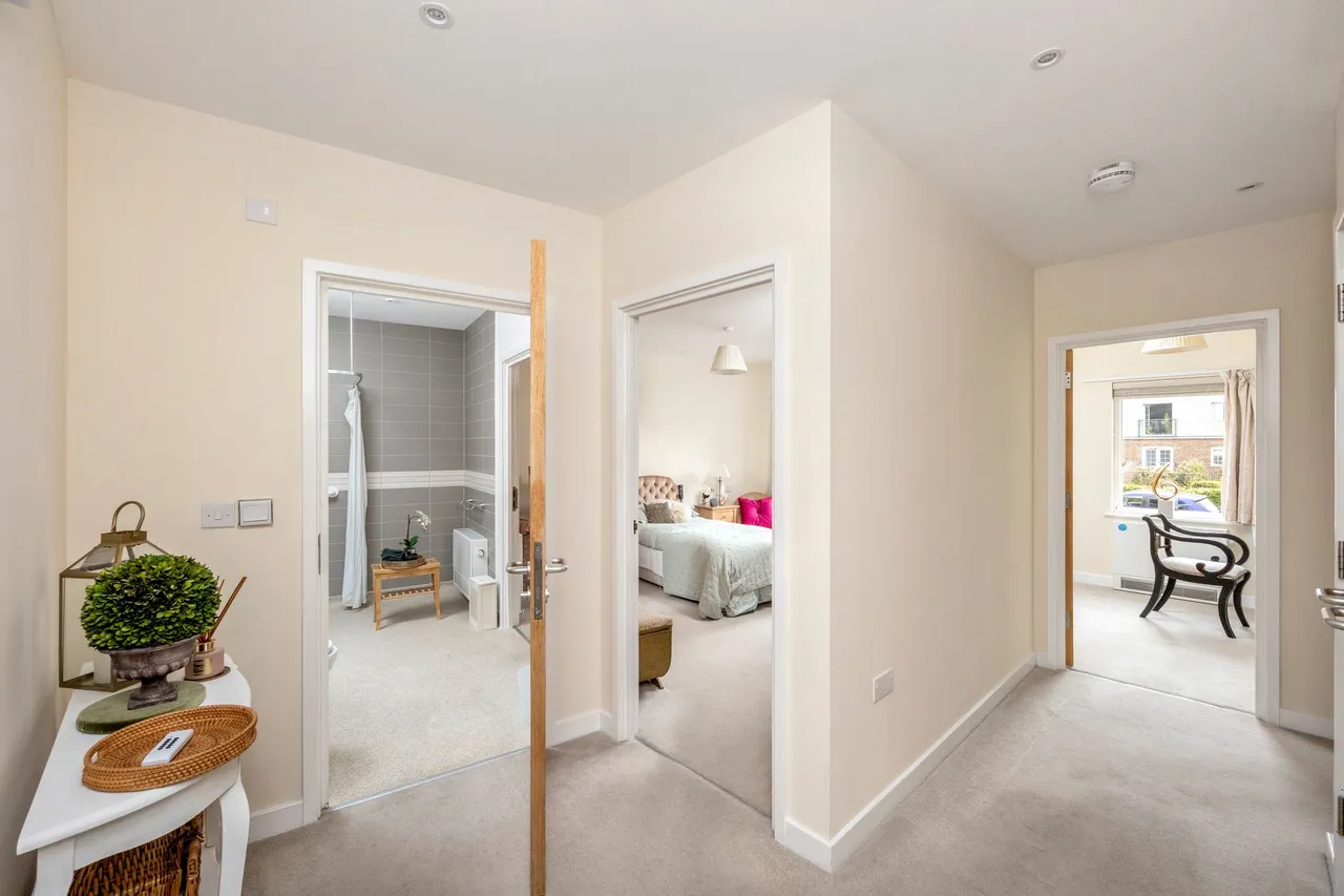 The Boulevard, Horsham, RH12, photo 5