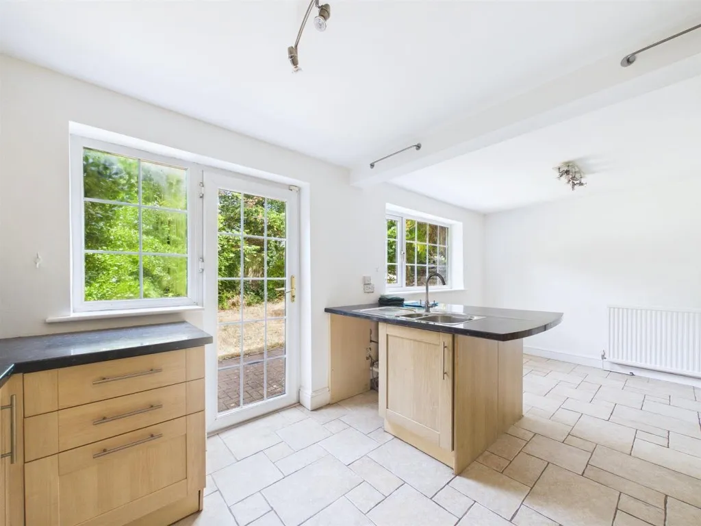 39, Nags Head Hill, St George, Bristol, BS5 8LN, photo 3