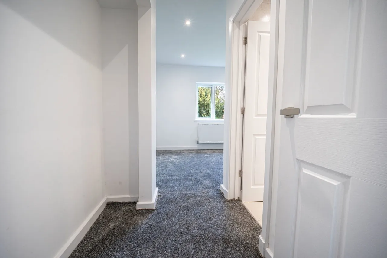 High Street, Turvey, MK43, photo 11