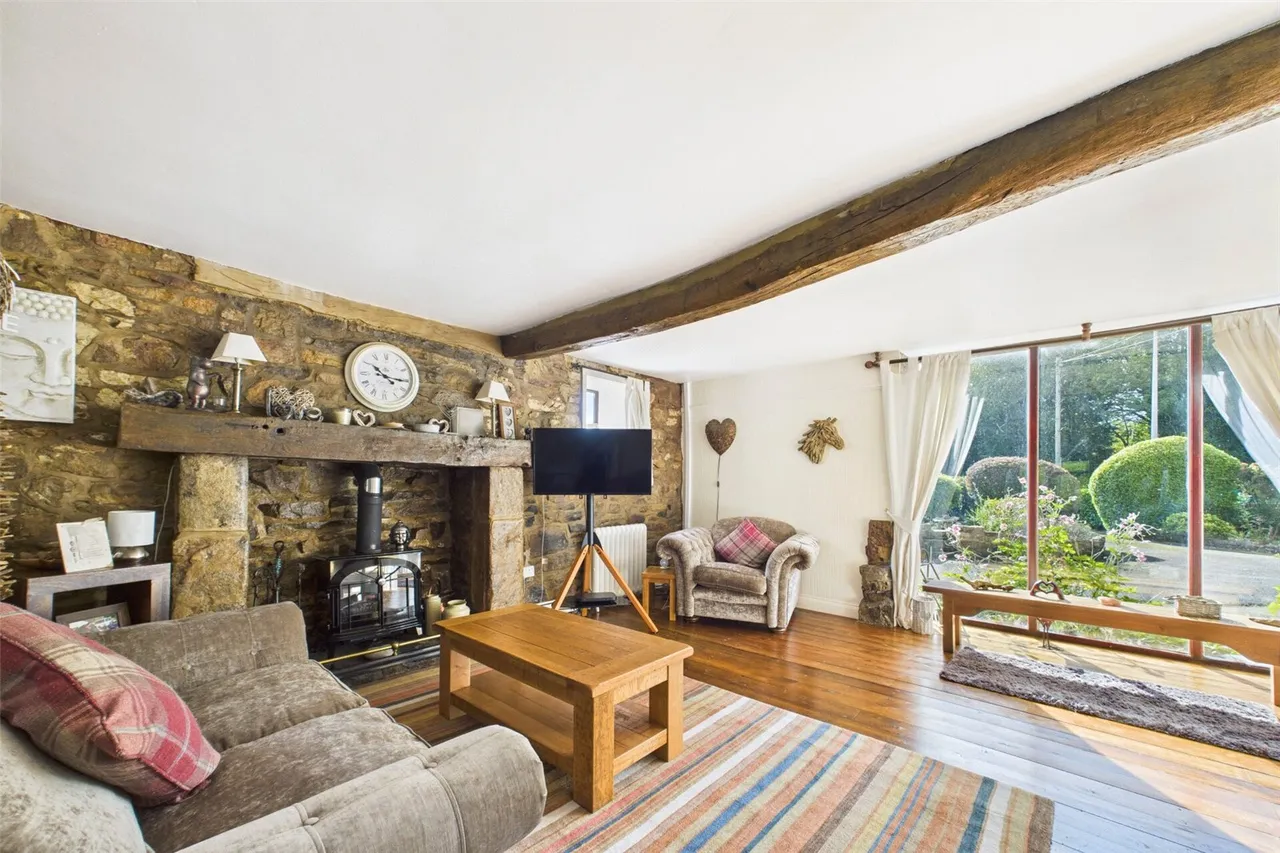 The Barn, Woodend Fold, SK6, photo 2