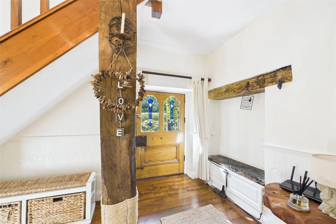 The Barn, Woodend Fold, SK6, photo 7