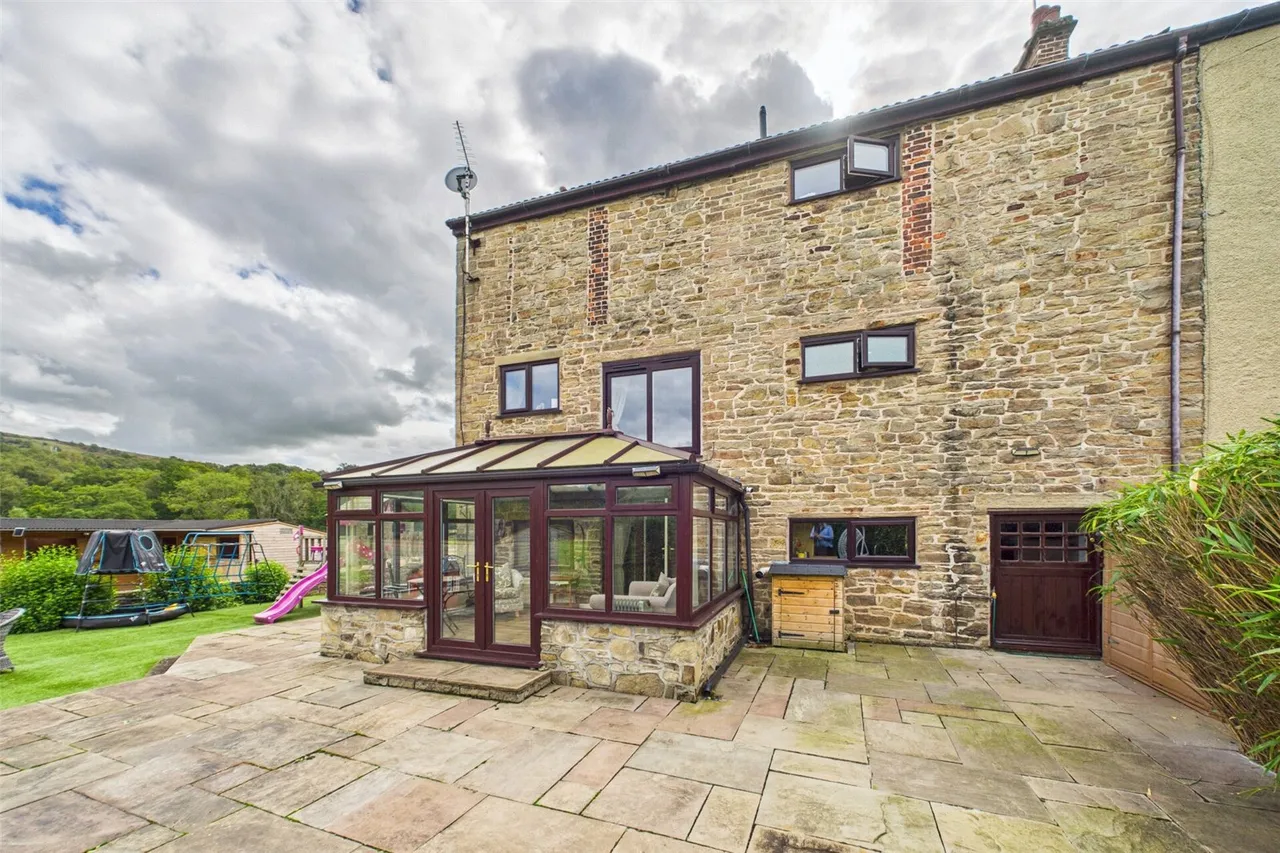 The Barn, Woodend Fold, SK6, photo 15
