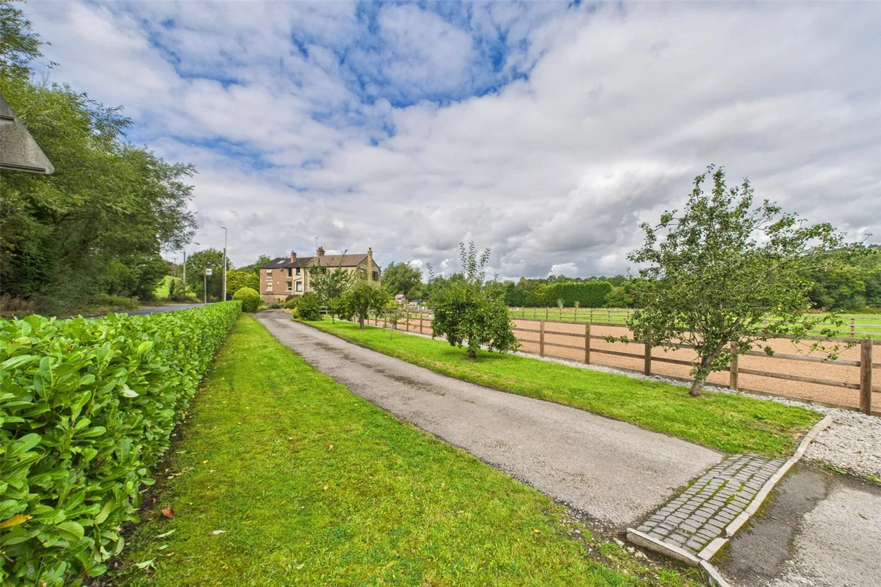 The Barn, Woodend Fold, SK6, photo 6