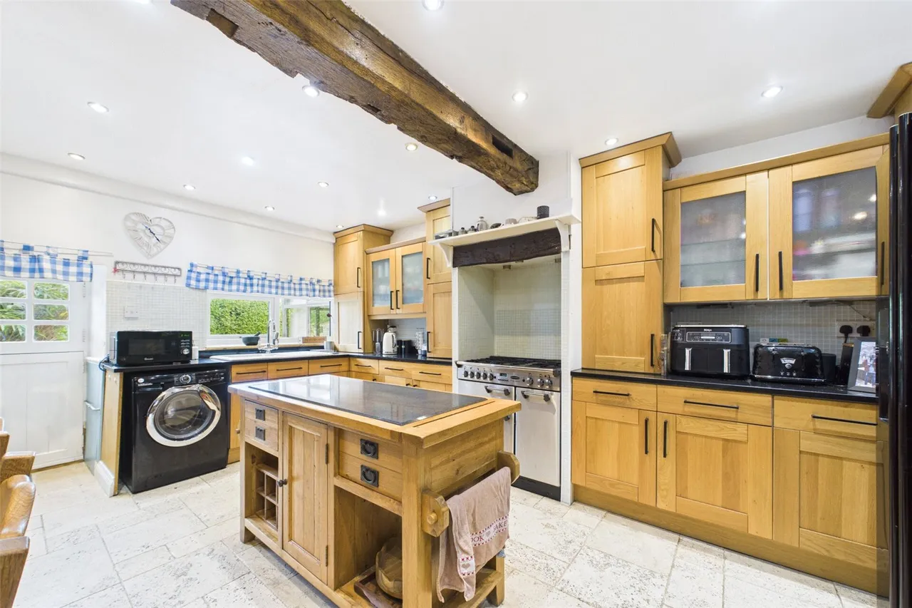 The Barn, Woodend Fold, SK6, photo 13