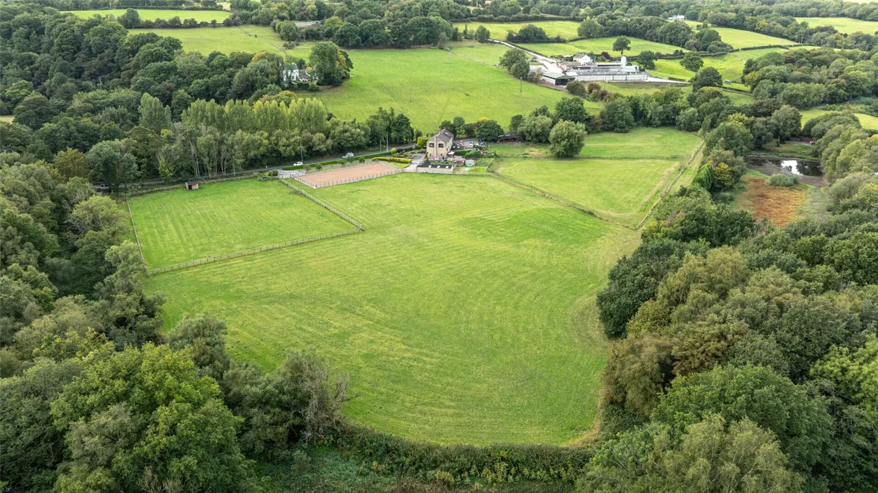 The Barn, Woodend Fold, SK6, photo 30