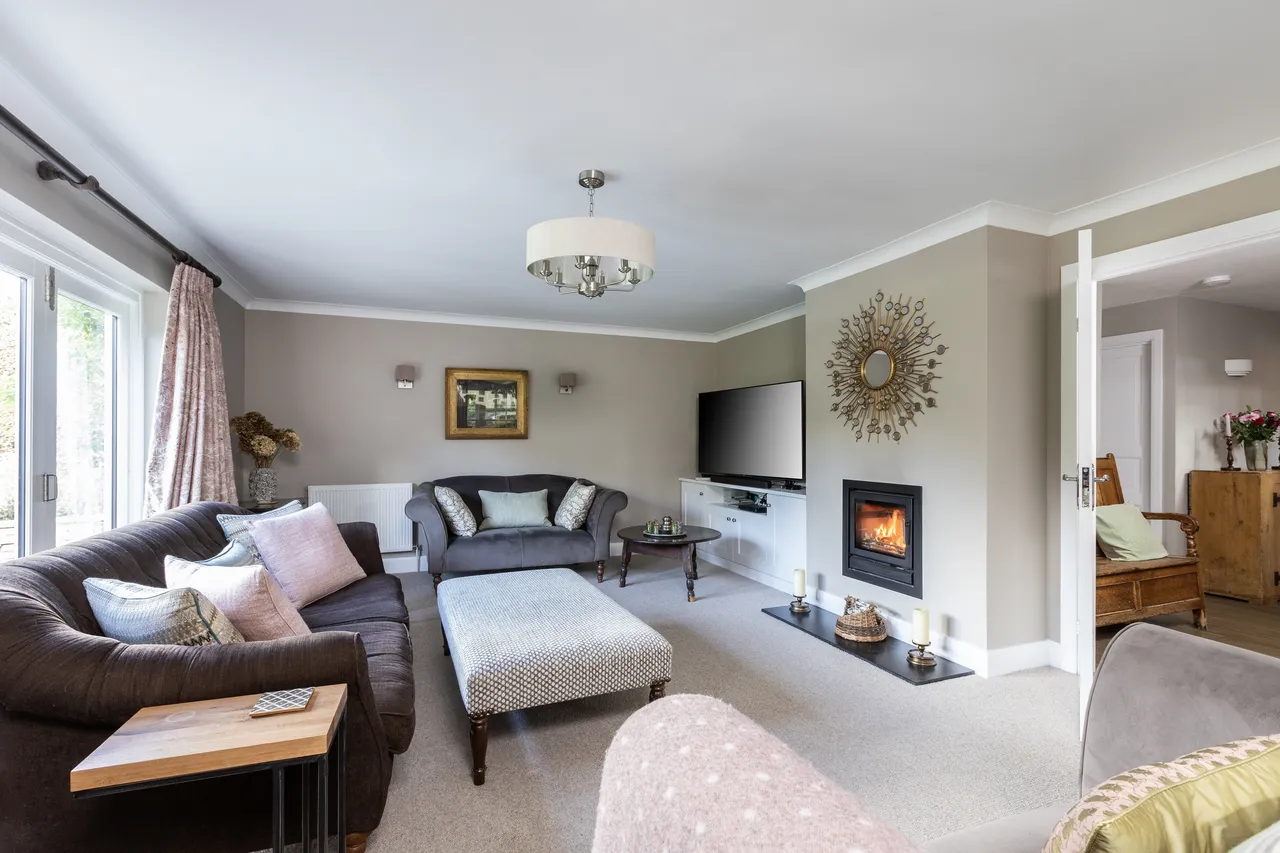 Chawton, GU34, photo 5