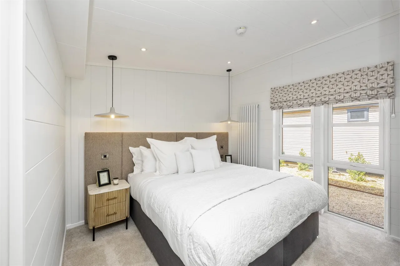 Bluebell Park, Sumners Ponds, Barns Green, Horsham, photo 8
